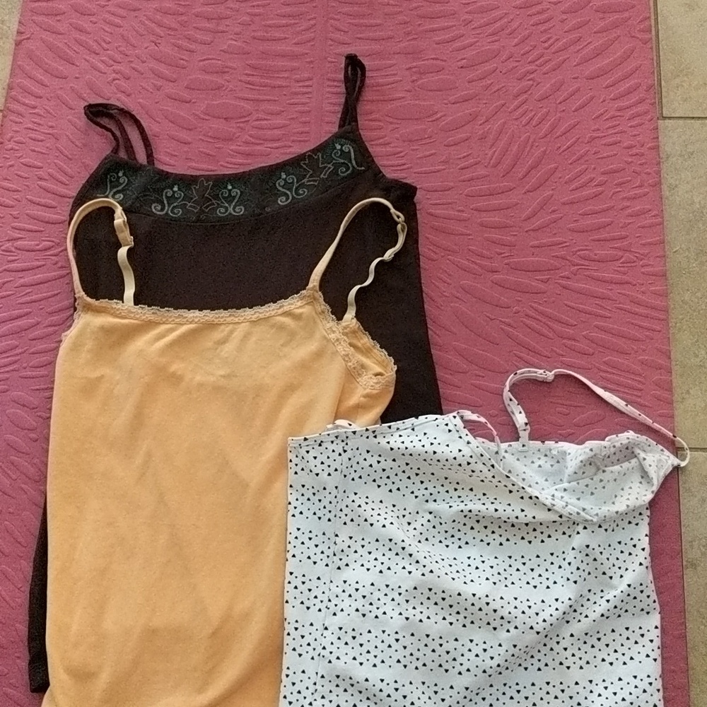 Two tank top size xs new  from kendie and halogen